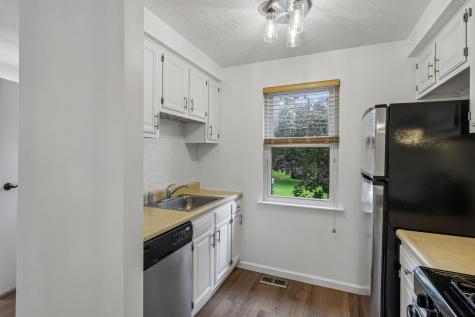 136 Mosside Loop Seven Fields Boro PA 16046