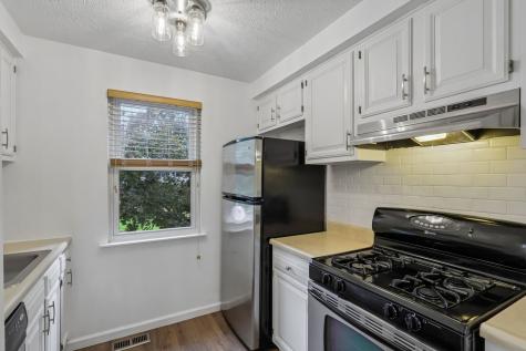 136 Mosside Loop Seven Fields Boro PA 16046