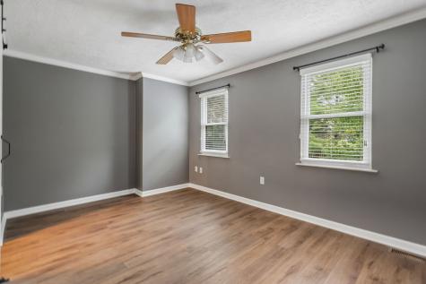 136 Mosside Loop Seven Fields Boro PA 16046