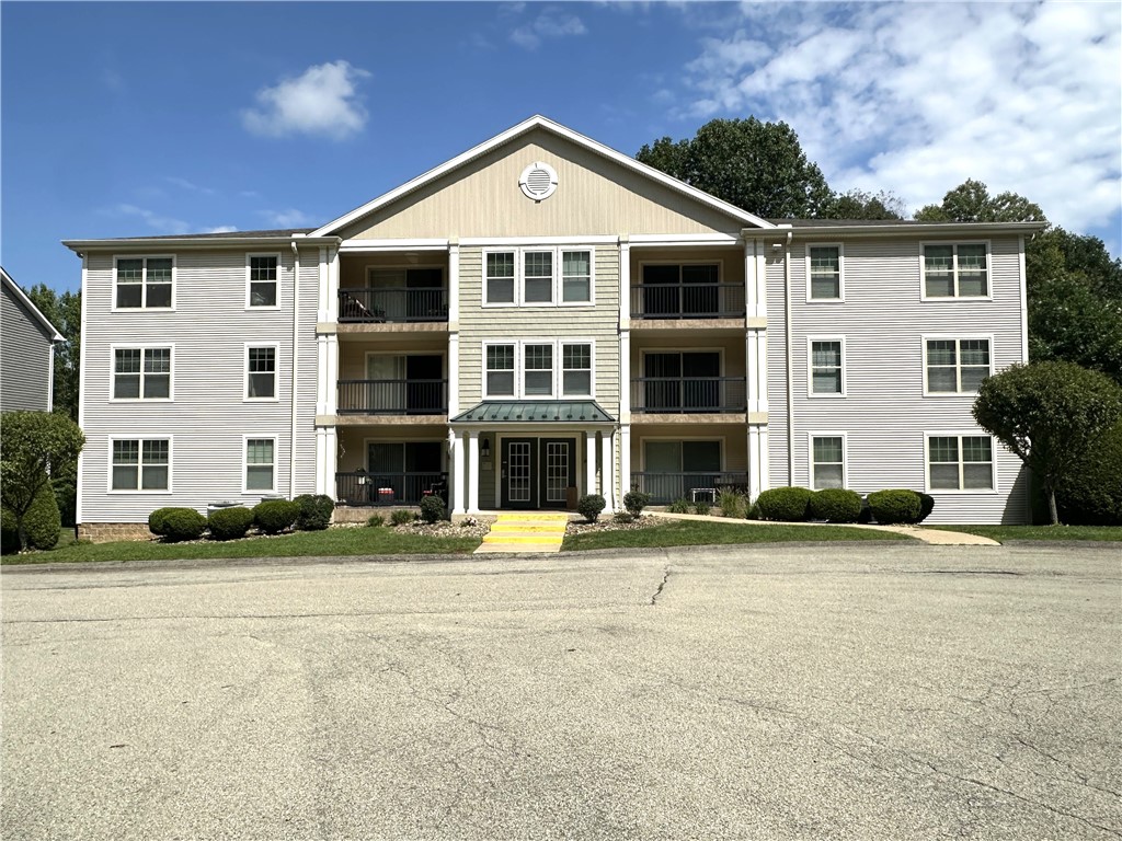 7013 Stefano Drive Delmont PA 15626