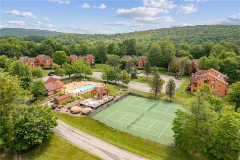 4903 Swiss Mountain Drive Seven Springs Resort PA 15622