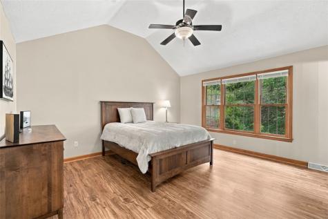 2151 Huntington Court S Franklin Park PA 15090