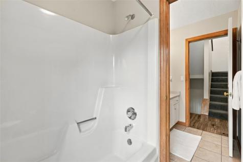 2151 Huntington Court S Franklin Park PA 15090