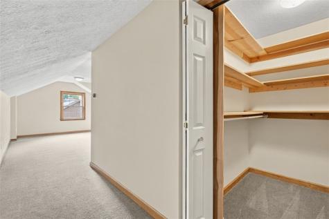 2151 Huntington Court S Franklin Park PA 15090