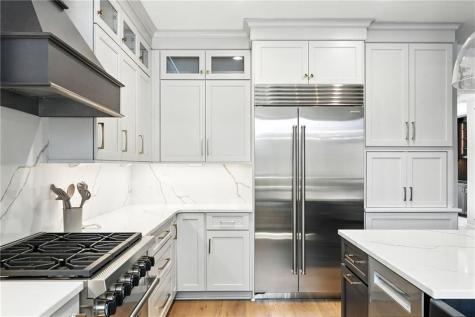 143 Miramar Drive O'hara PA 15238