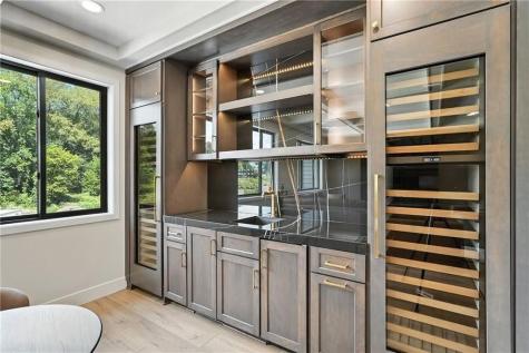 143 Miramar Drive O'hara PA 15238