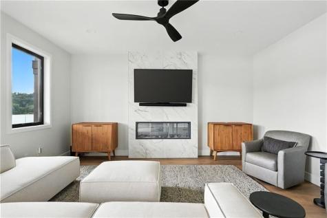 143 Miramar Drive O'hara PA 15238