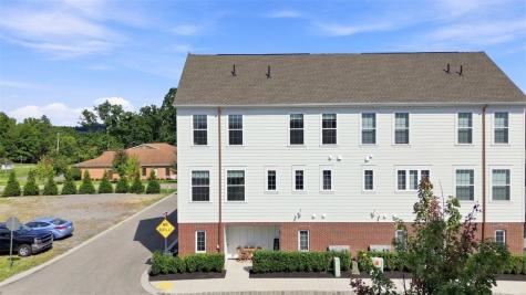907 Vaughn Lane Cranberry Township PA 16066