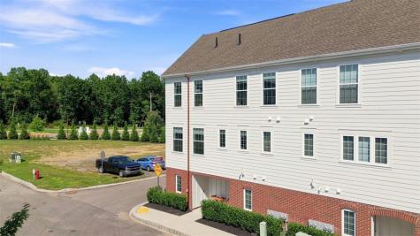 907 Vaughn Lane Cranberry Township PA 16066