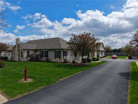 2072 Winchester Court Connoquenessing Township PA 16053