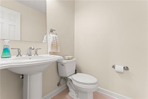 1053 Waterford Ct E North Strabane PA 15317