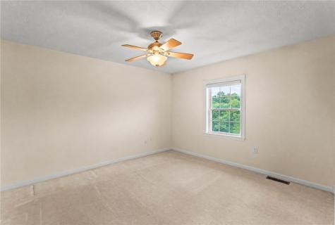 1053 Waterford Ct E North Strabane PA 15317