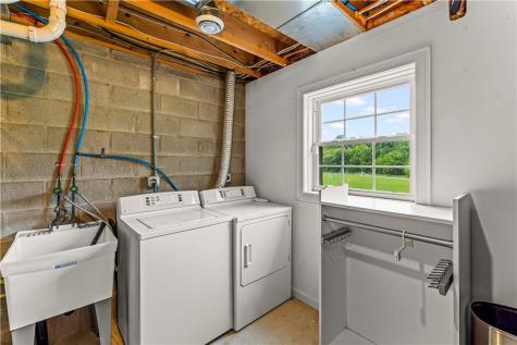 1053 Waterford Ct E North Strabane PA 15317