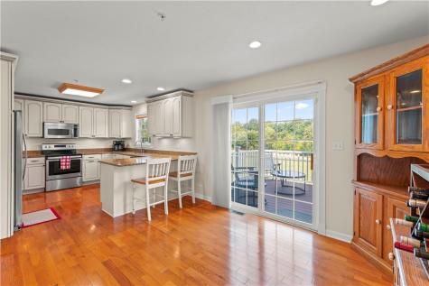 1053 Waterford Ct E North Strabane PA 15317