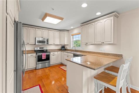 1053 Waterford Ct E North Strabane PA 15317