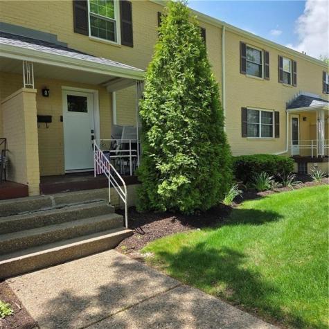 102 Raleigh Court Ross Township PA 15237