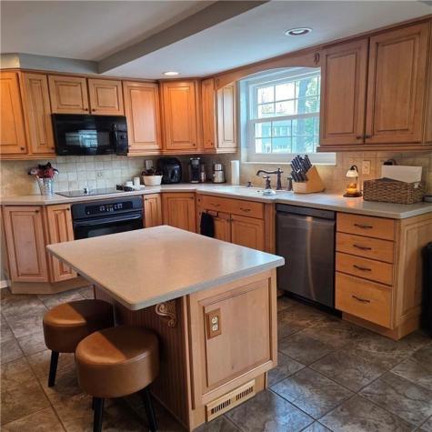 102 Raleigh Court Ross Township PA 15237