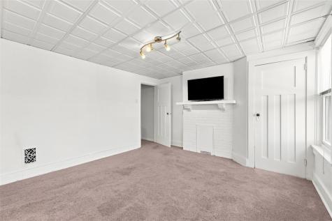 6926 Bishop Street Morningside PA 15206