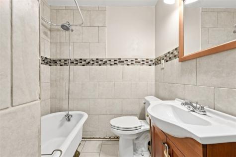 6926 Bishop Street Morningside PA 15206