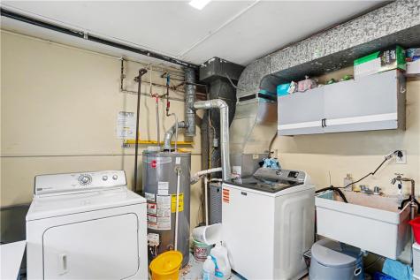 3769 Allendale Circle Sheraden PA 15204