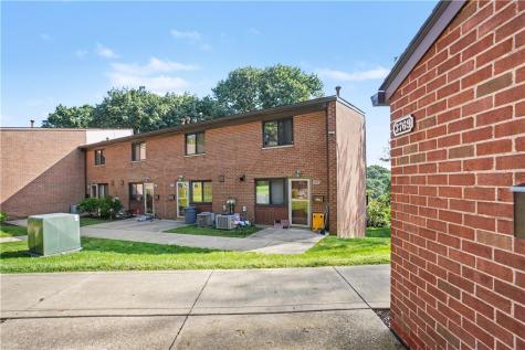 3769 Allendale Circle Sheraden PA 15204
