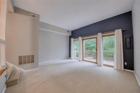 636 Carriage Circle Pennsbury PA 15205