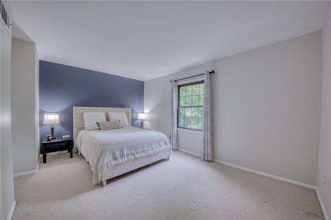 636 Carriage Circle Pennsbury PA 15205