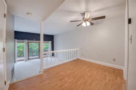 636 Carriage Circle Pennsbury PA 15205