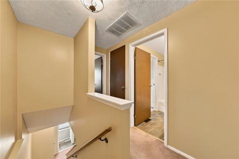 423 Ten Point Lane Cranberry Township PA 16066