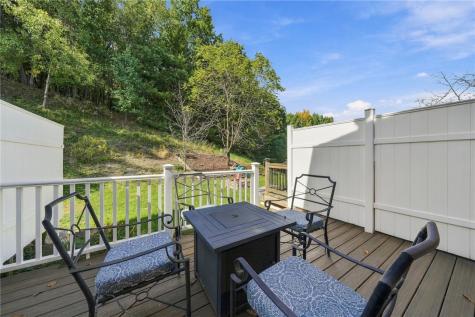 423 Ten Point Lane Cranberry Township PA 16066