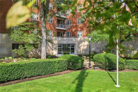 4601 Fifth Avenue Oakland PA 15213
