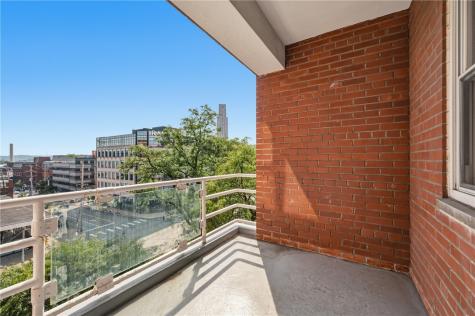 4601 Fifth Avenue Oakland PA 15213