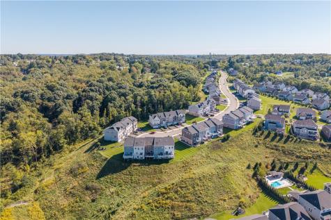 165 Cole Drive Robinson Township PA 15136
