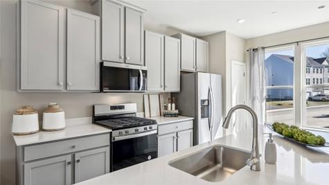 735 Olivia Street Collier Township PA 15205