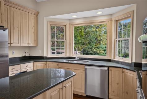 502 Farndale O'hara PA 15238