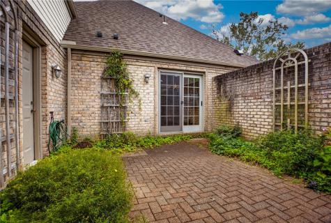 502 Farndale O'hara PA 15238