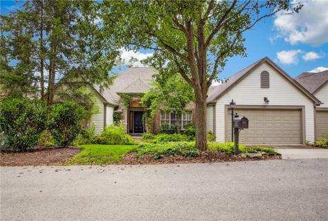 502 Farndale O'hara PA 15238