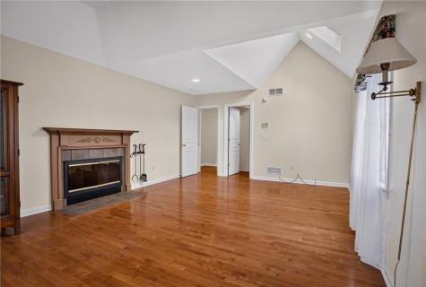 502 Farndale O'hara PA 15238