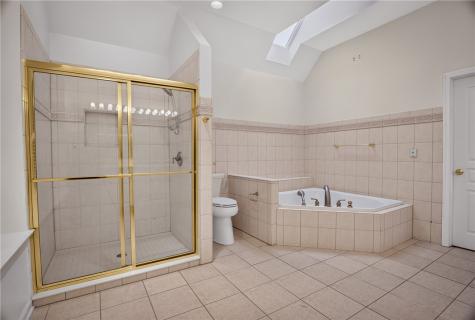 502 Farndale O'hara PA 15238