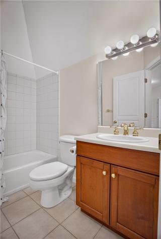502 Farndale O'hara PA 15238