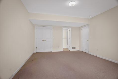 502 Farndale O'hara PA 15238
