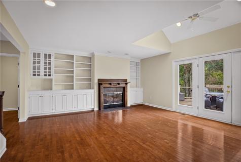 502 Farndale O'hara PA 15238