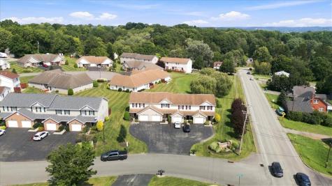 204 Stoneridge Boulevard Township Of But Nw PA 16001