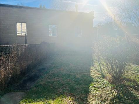 824 Walnut Street Edgewood PA 15221