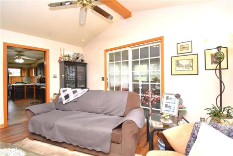 114 Club House West Middlesex Boro PA 16159