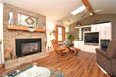 114 Club House West Middlesex Boro PA 16159