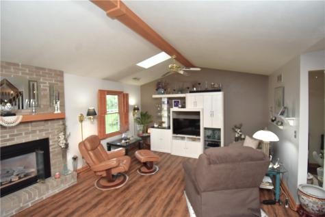 114 Club House West Middlesex Boro PA 16159