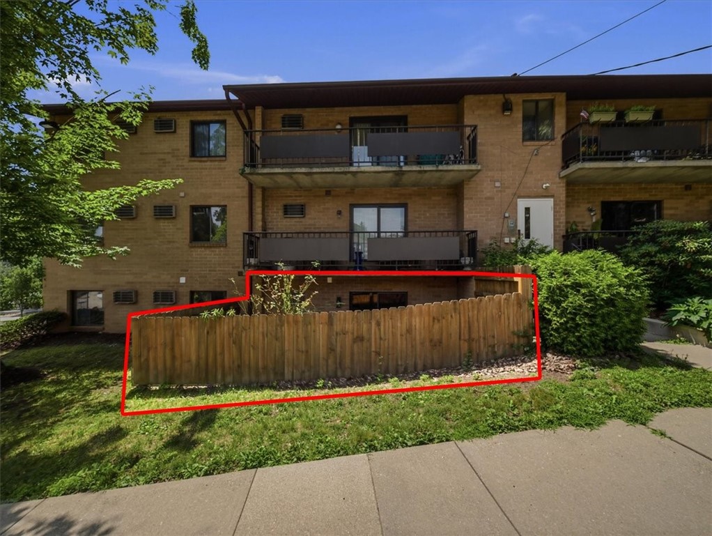 200 Waverly Avenue Ross Township PA 15229