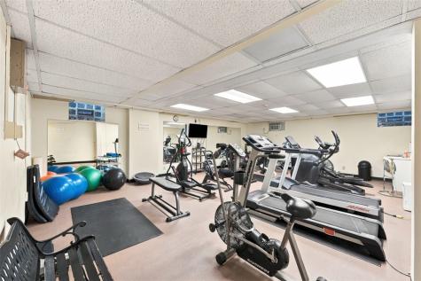825 Morewood Avenue Shadyside PA 15213