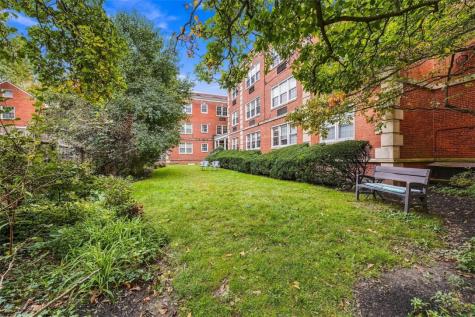 825 Morewood Avenue Shadyside PA 15213